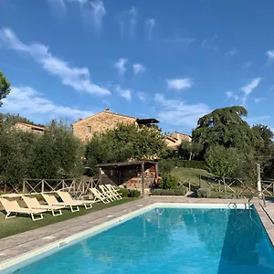 https://montefreddo-toscana.it-tuscanyhotel.com